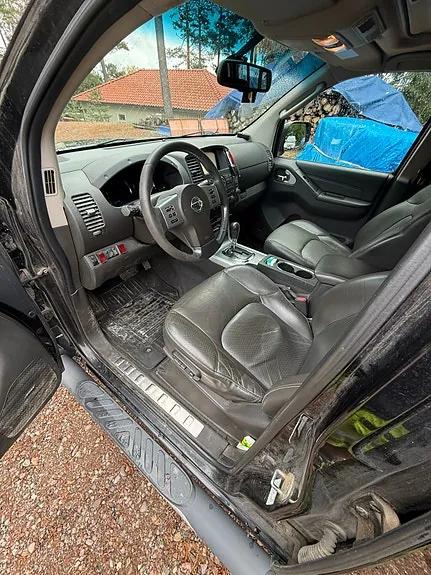 Nissan Navara 2014 photo 5