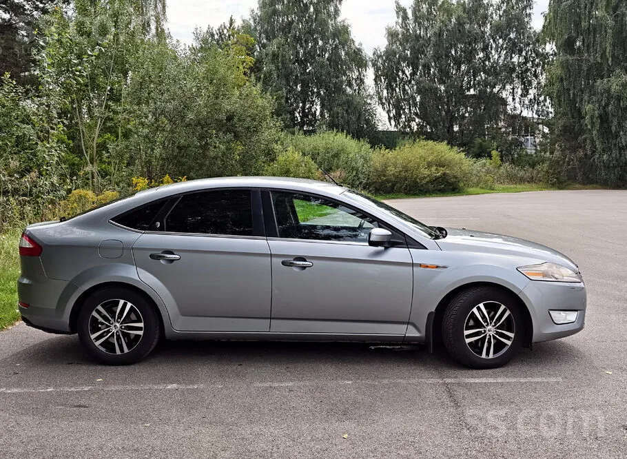 Ford Mondeo 2010 photo 3