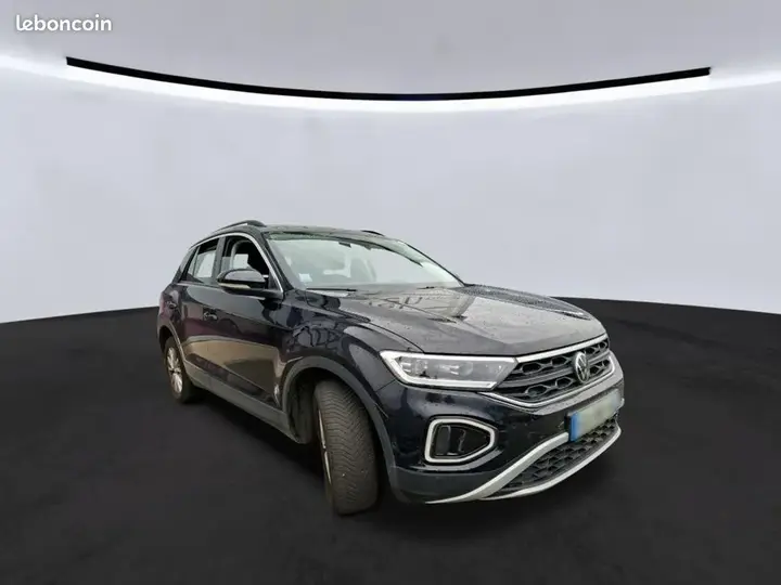 Volkswagen T-Roc 2023 photo 4