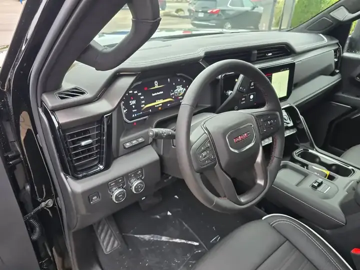 GMC Sierra 2500Hd 2026 photo 5