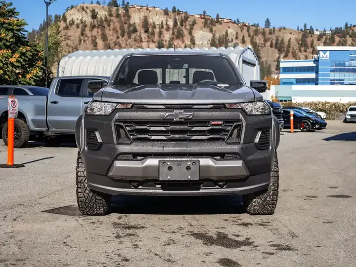 Chevrolet Colorado 2026 photo 3