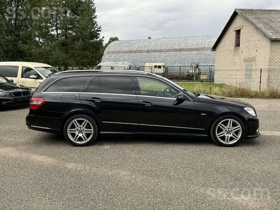 Mercedes-Benz E350 2011 photo 2