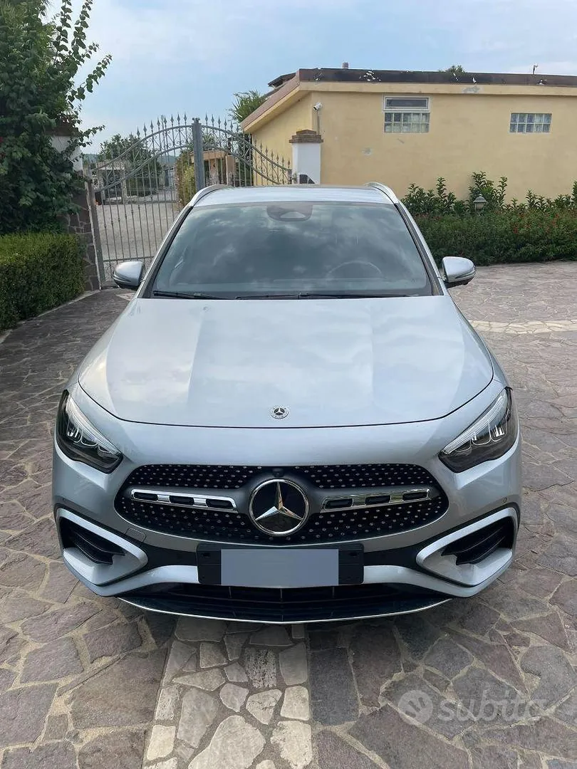 Mercedes-Benz Gla 2024 photo 2