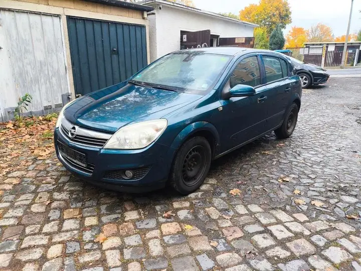 Opel Astra H