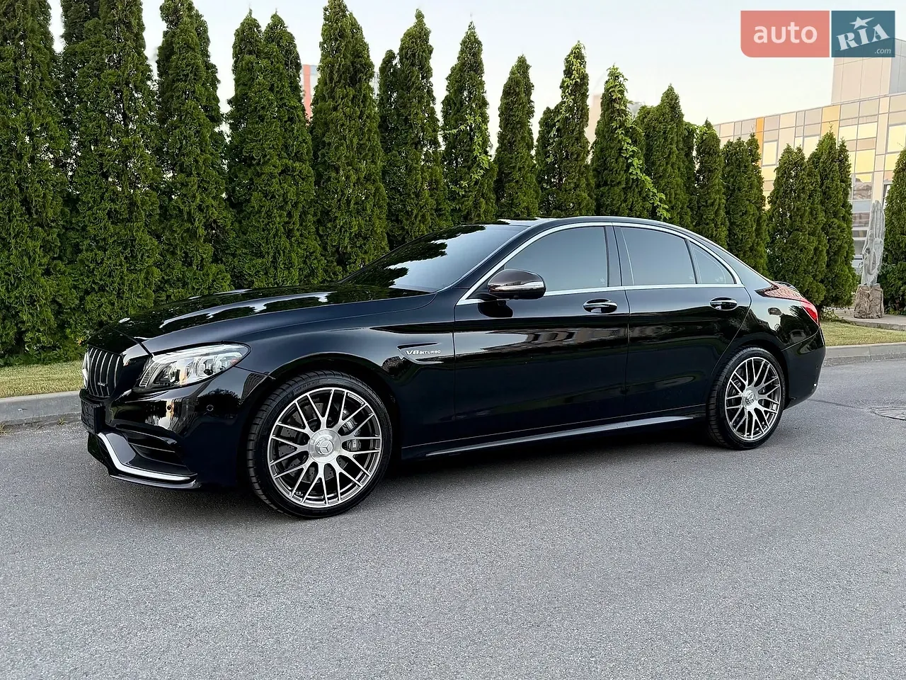 Mercedes-Benz C-Class 2019 photo 4