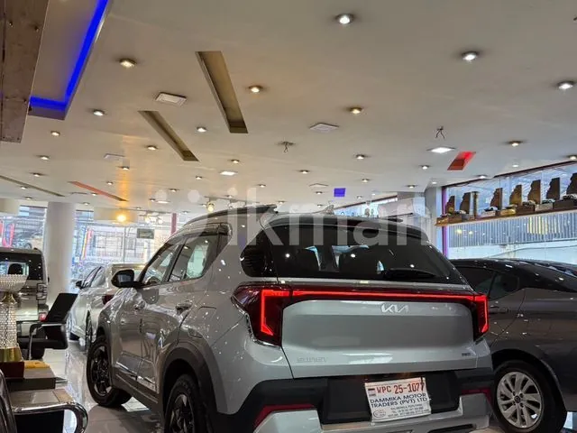 Kia Sonet 2025 photo 2