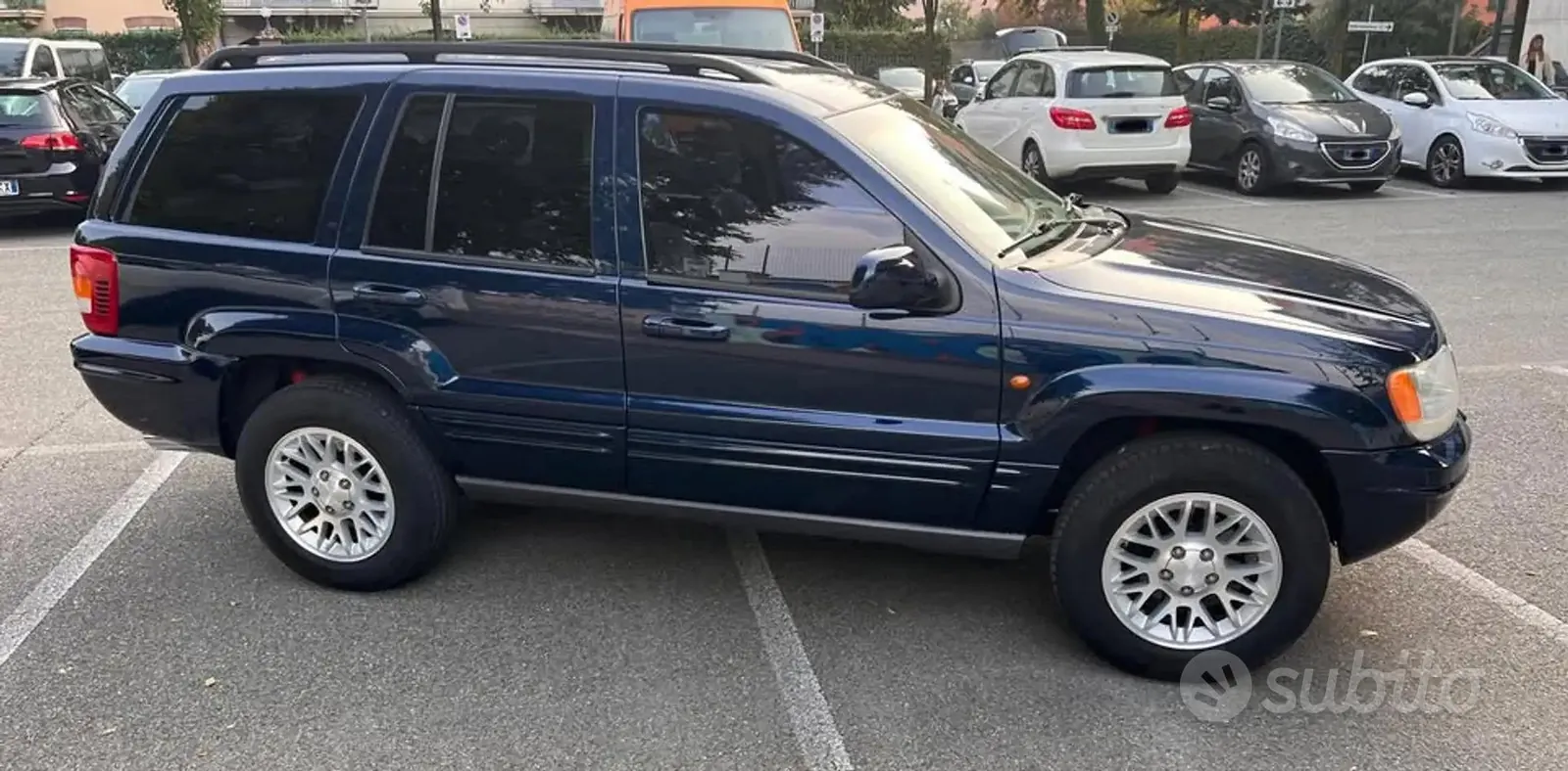 Jeep Grand Cherokee 2002 photo 2