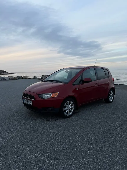 Mitsubishi Colt 2012 photo 2