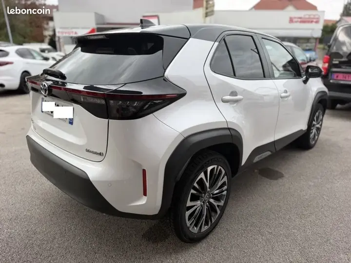 Toyota Yaris Cross 2023 photo 3