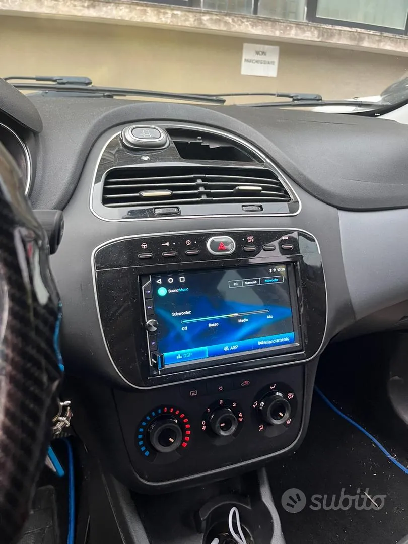 Fiat Punto Evo 2011 photo 5