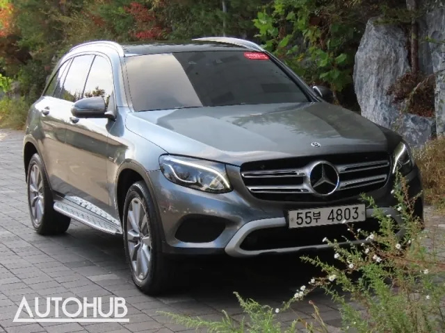 Mercedes-Benz Glc-Class 2019 photo 2