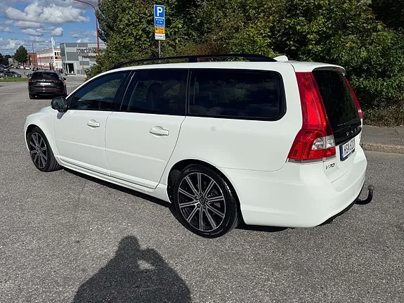Volvo V70 2016 photo 3