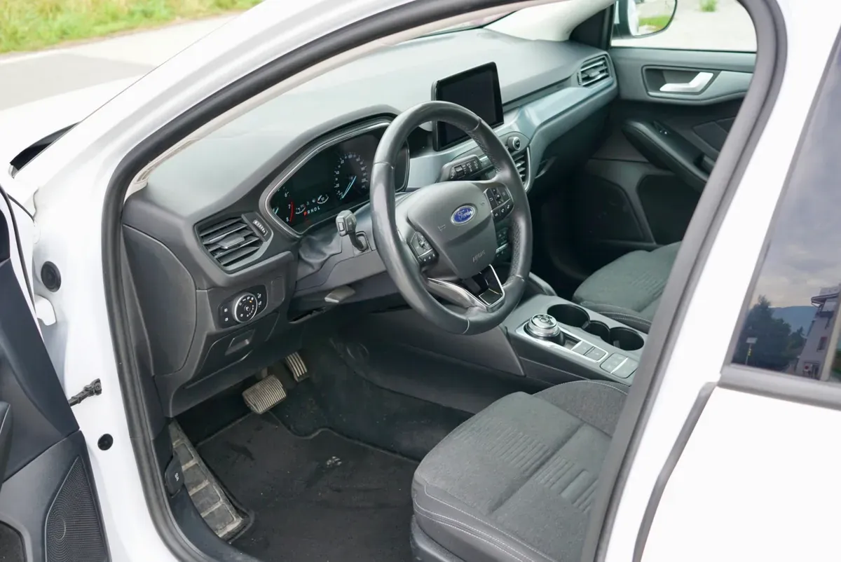 Ford Focus 2020 photo 3