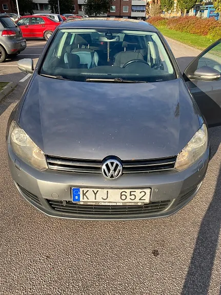 Volkswagen Golf 2011 photo 2