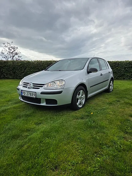Volkswagen Golf V