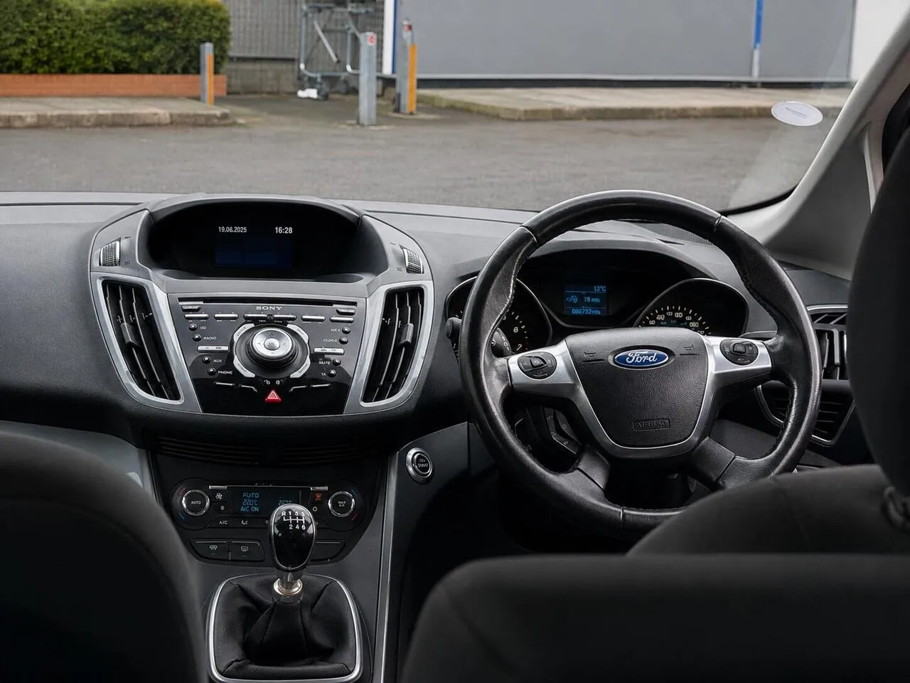 Ford C-Max 2013 photo 3