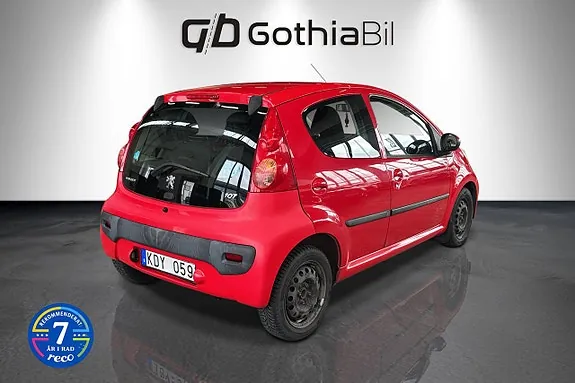Peugeot 107 2010 photo 5