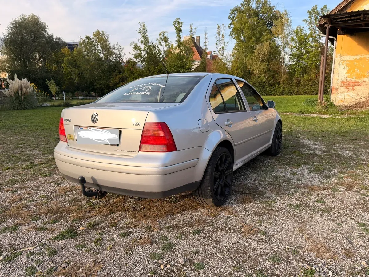 Volkswagen Bora 2005 photo 3