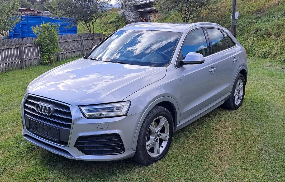 Audi Q3 2018 photo 2