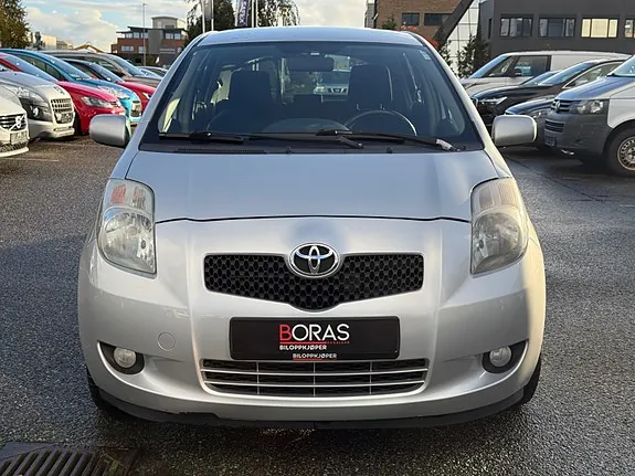 Toyota Yaris 2008 photo 2