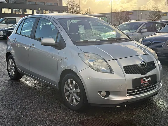 Toyota Yaris 2008 photo 3