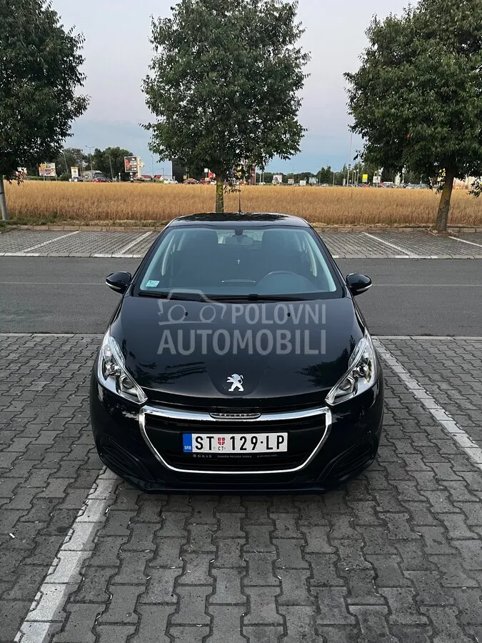 Peugeot 208 2018 photo 2