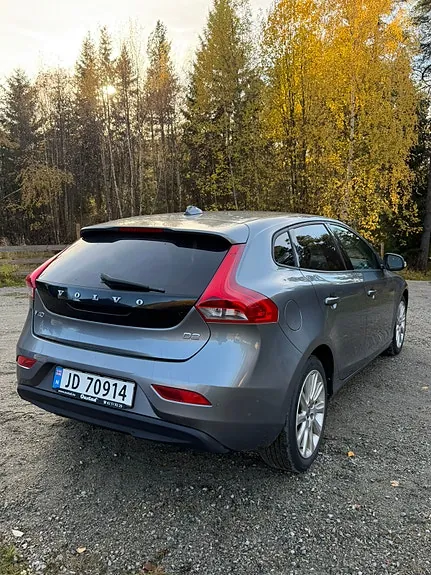 Volvo V40 2015 photo 4