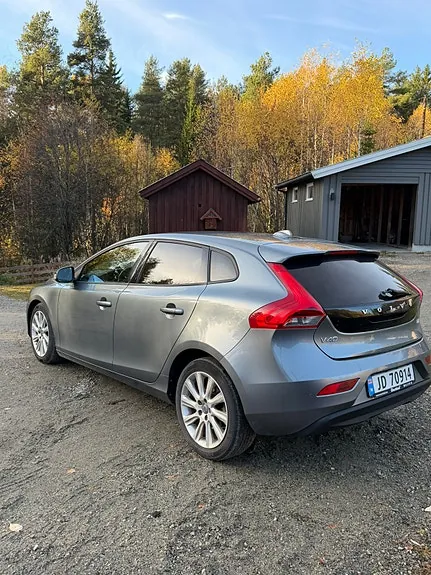 Volvo V40 2015 photo 5