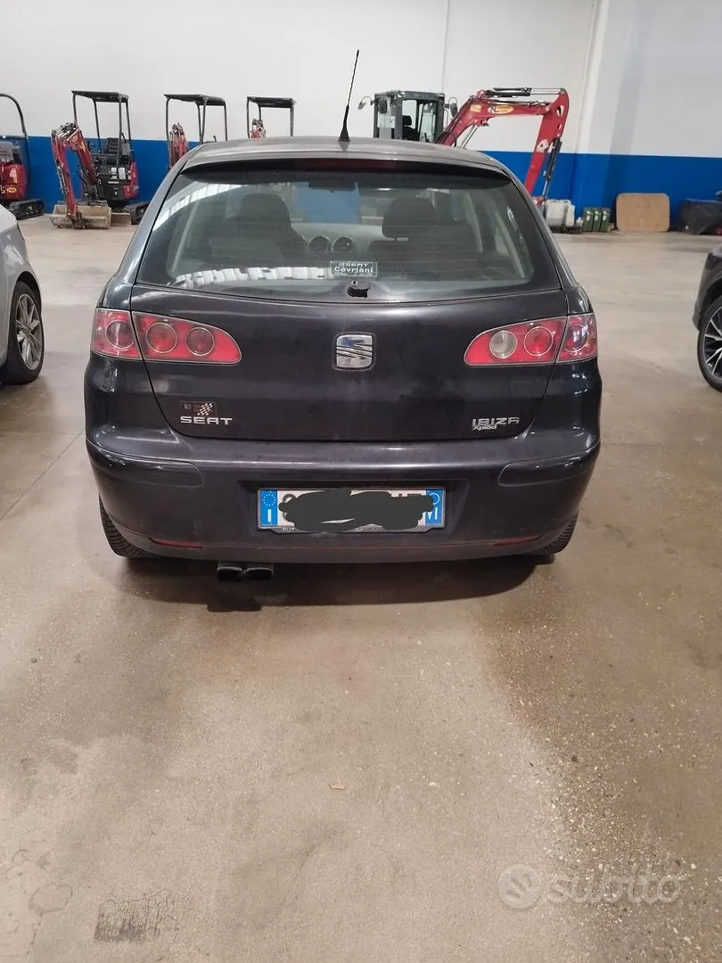 Seat Ibiza 2006 photo 3
