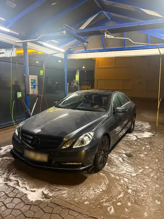 Mercedes-Benz E Coupé