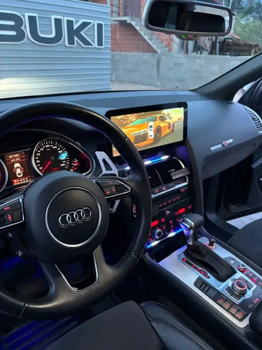 Audi Q7 2006 photo 2