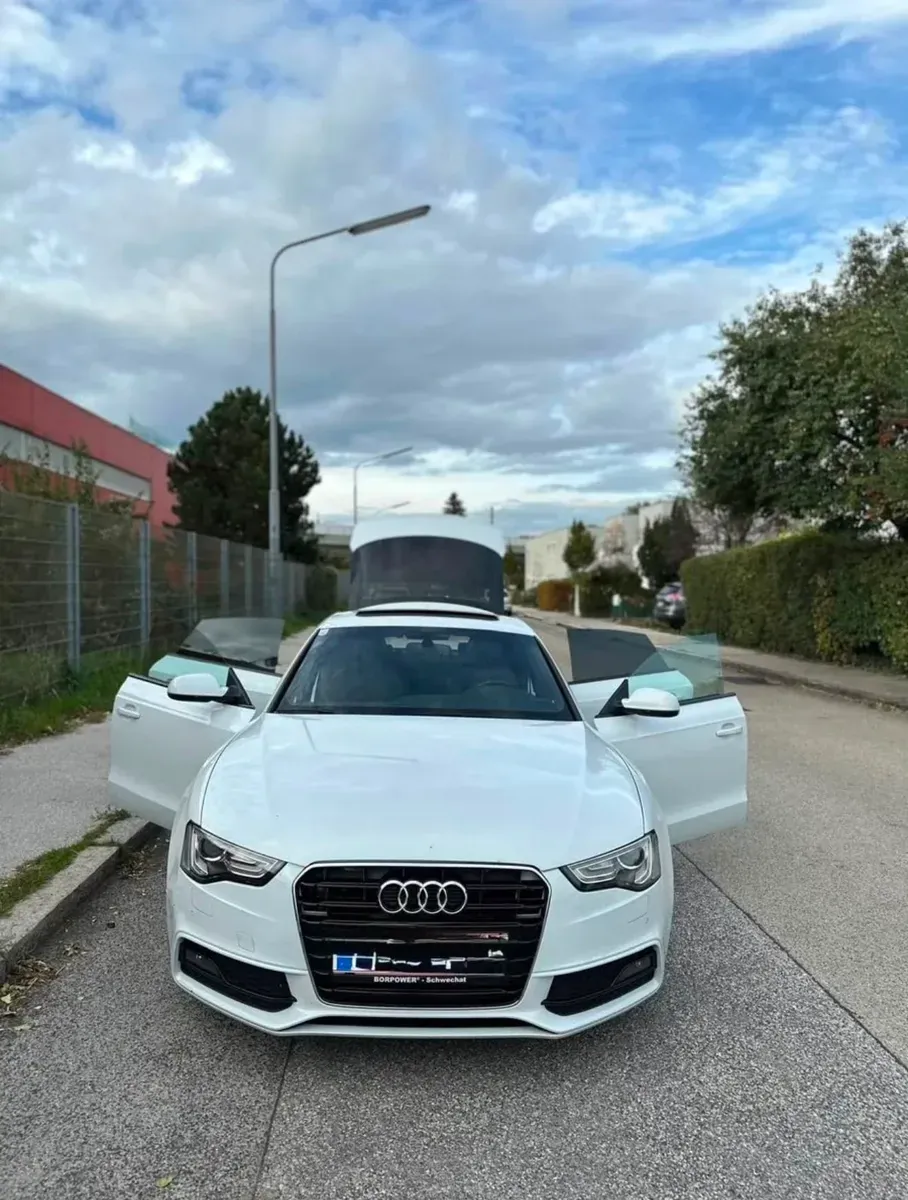 Audi A5 2013 photo 2