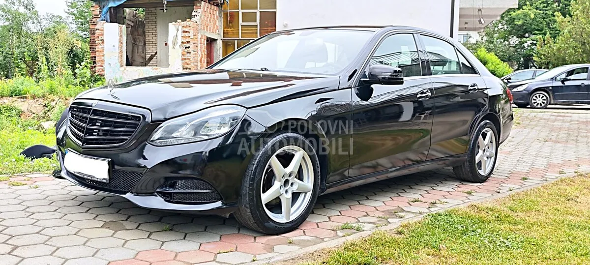 Mercedes-Benz E 200 2013 photo 2