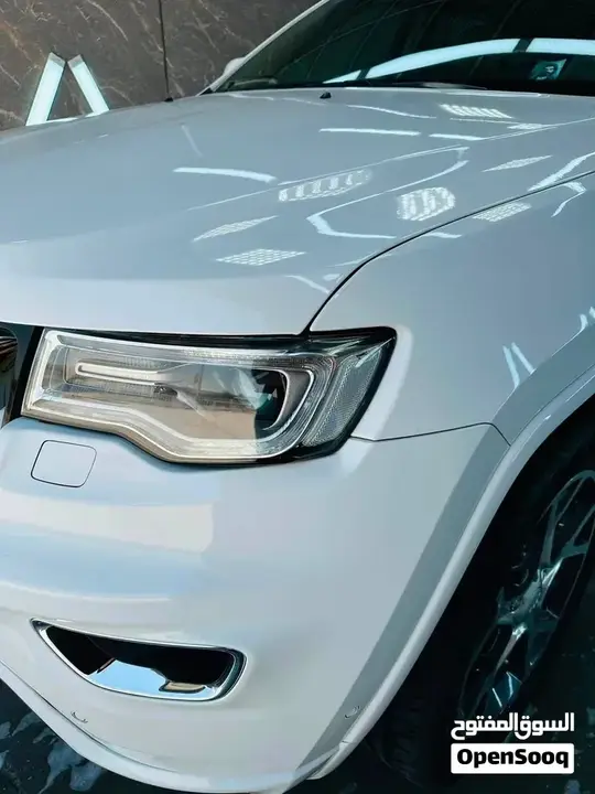 Jeep Grand Cherokee 2019 photo 3