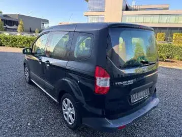 Ford Tourneo Courier 2016 photo 4
