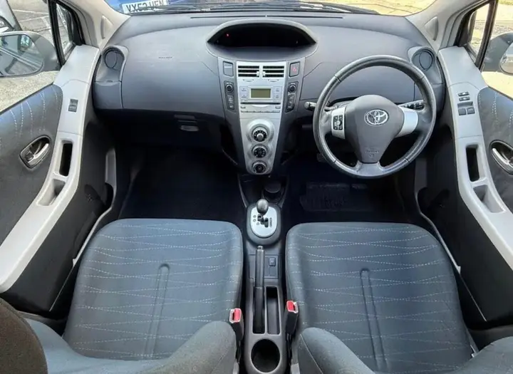 Toyota Yaris 2008 photo 4