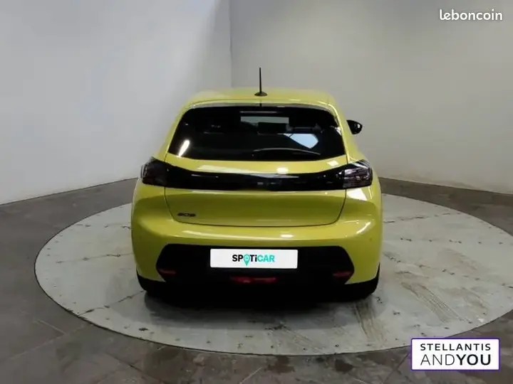 Peugeot 208 2024 photo 4