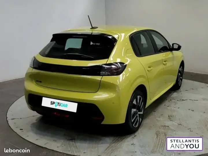Peugeot 208 2024 photo 5