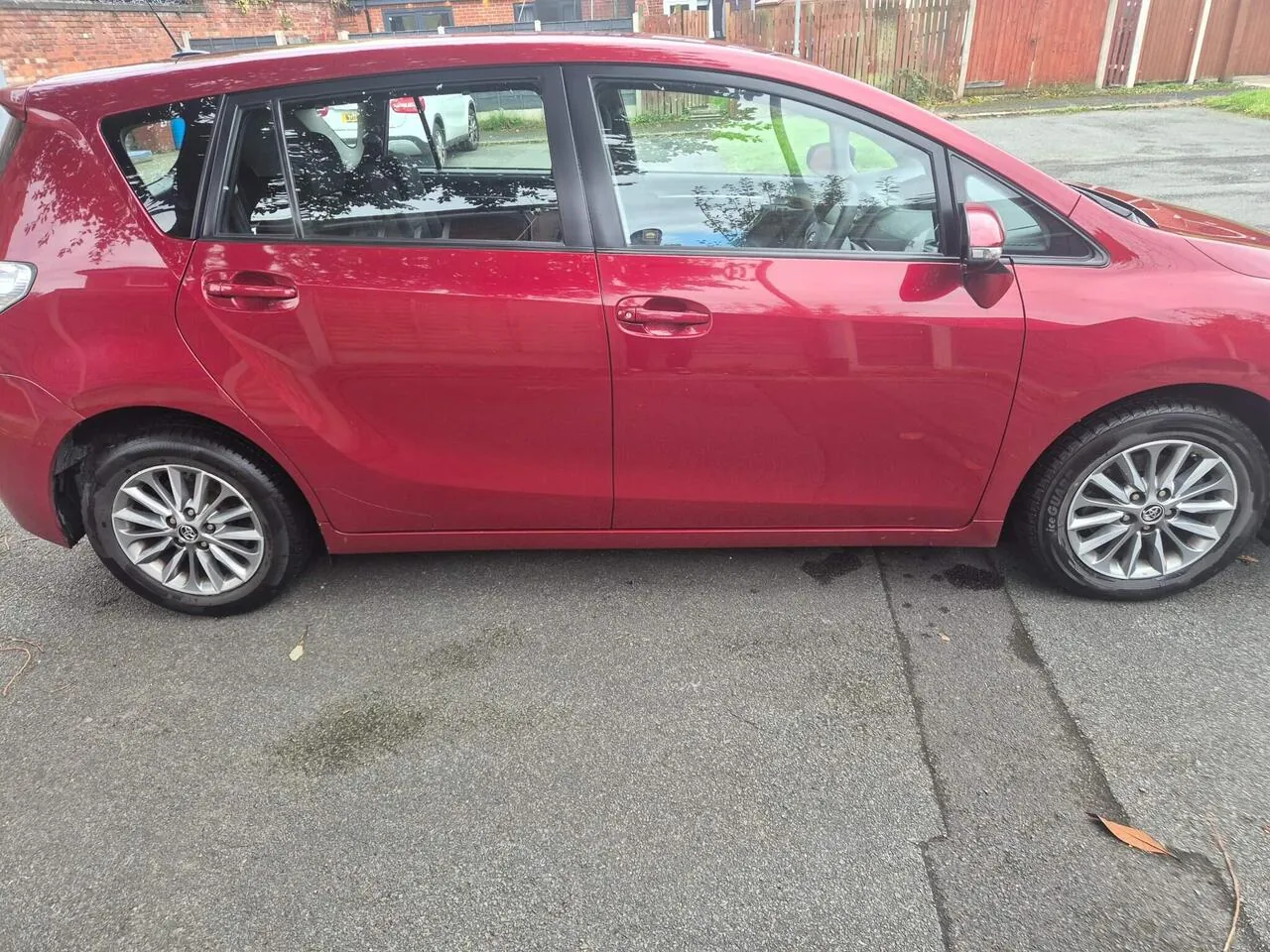 Toyota Verso 2017 photo 3