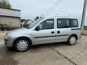 Opel Combo Tour
