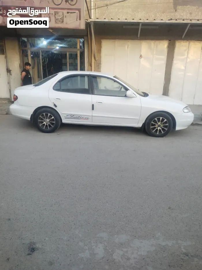 Hyundai Elantra 2000 photo 3