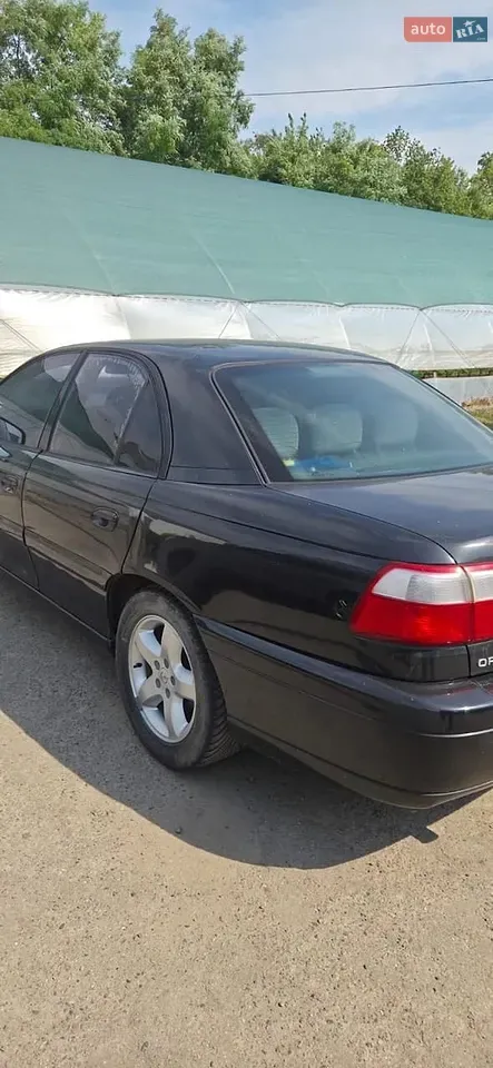 Opel Omega 2002 photo 4