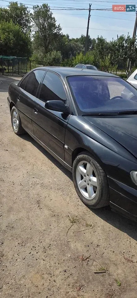 Opel Omega 2002 photo 2