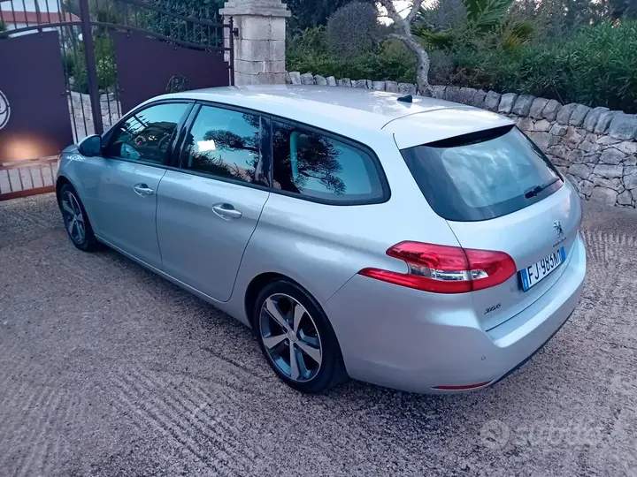 Peugeot 308 2017 photo 5
