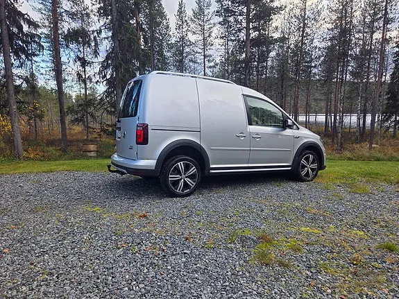 Volkswagen Caddy Alltrack 2018 photo 4