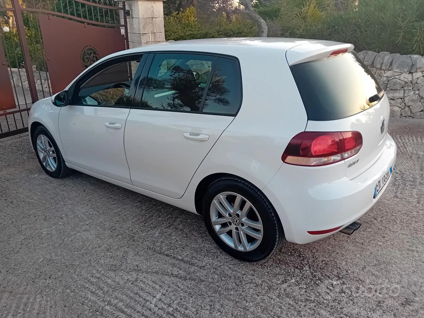 Volkswagen Golf 2012 photo 5