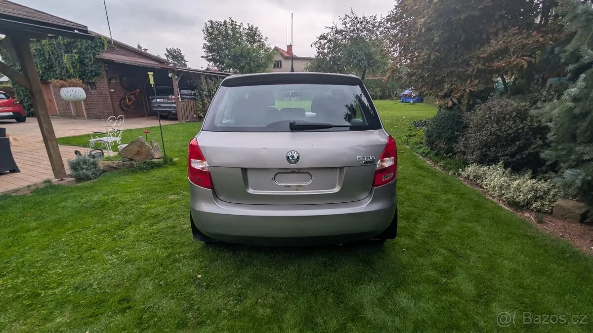 Skoda Fabia 2007 photo 4