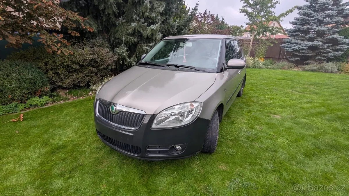 Skoda Fabia 2007 photo 2