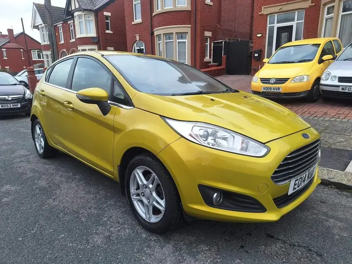 Ford Fiesta 2014 photo 4