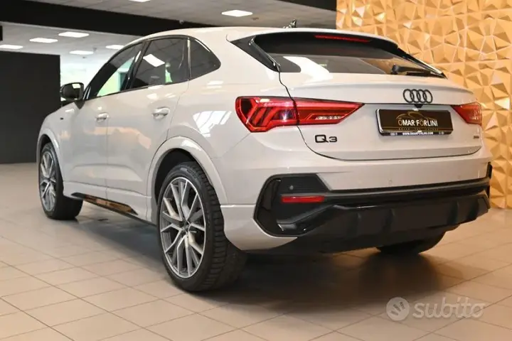 Audi Q3 2021 photo 4
